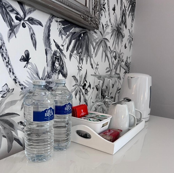 Chadberry House Hotel image 6